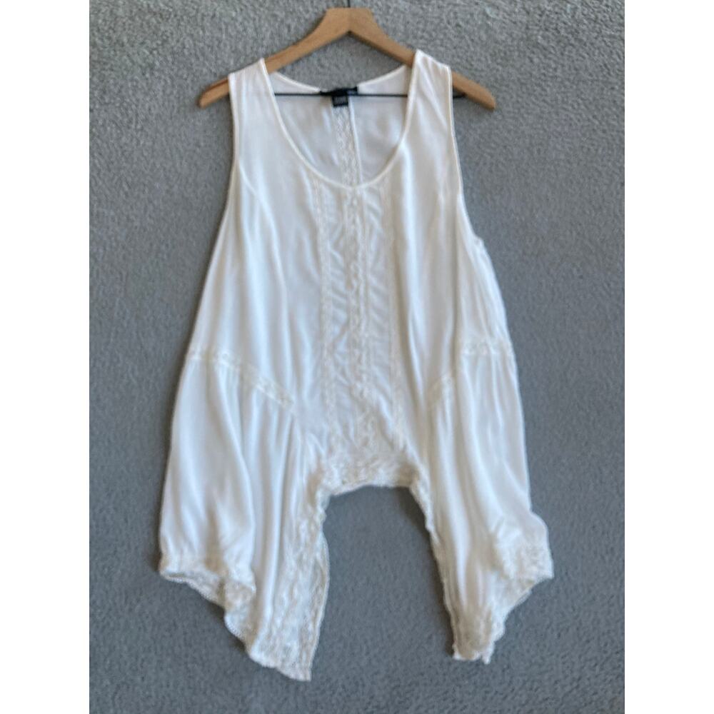 Karen Kane Tank Top Large Hankercheif Hem Crochet Embroidery White Boho Beach